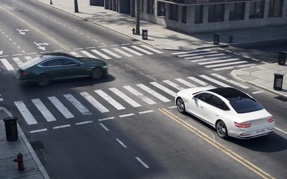 Hyundai G80, Система предотвращения фронтальных столкновений