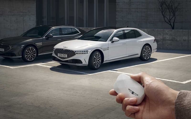 Hyundai G90, УДАЛЕННАЯ ИНТЕЛЛЕКТУАЛЬНАЯ ПОМОЩЬ ПРИ ПАРКОВКЕ 2 (RSPA 2) (включая распознавание парковочных линий)